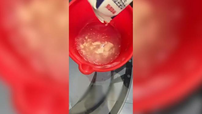 变致腹泻厂家：因暴晒变质!撞名知名mg不朽情缘“特伦搭档”保质期内(图2)